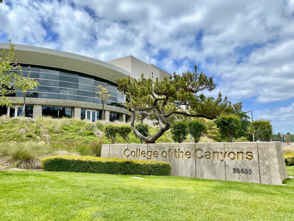 College of the Canyons