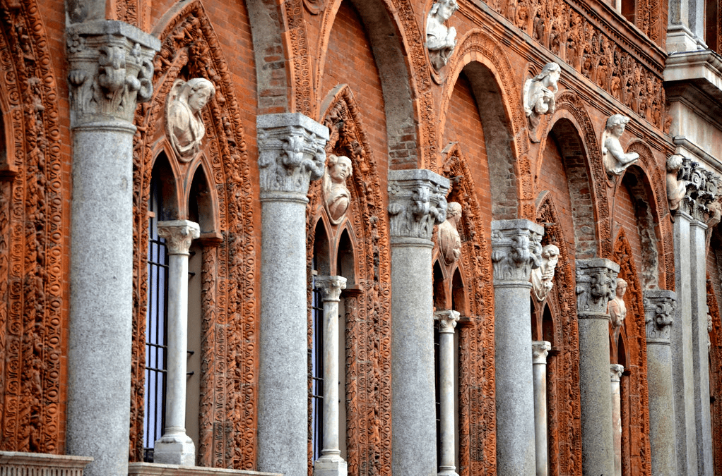 الدراسة في إيطاليا جامعة ميلان ( University Of Milan)